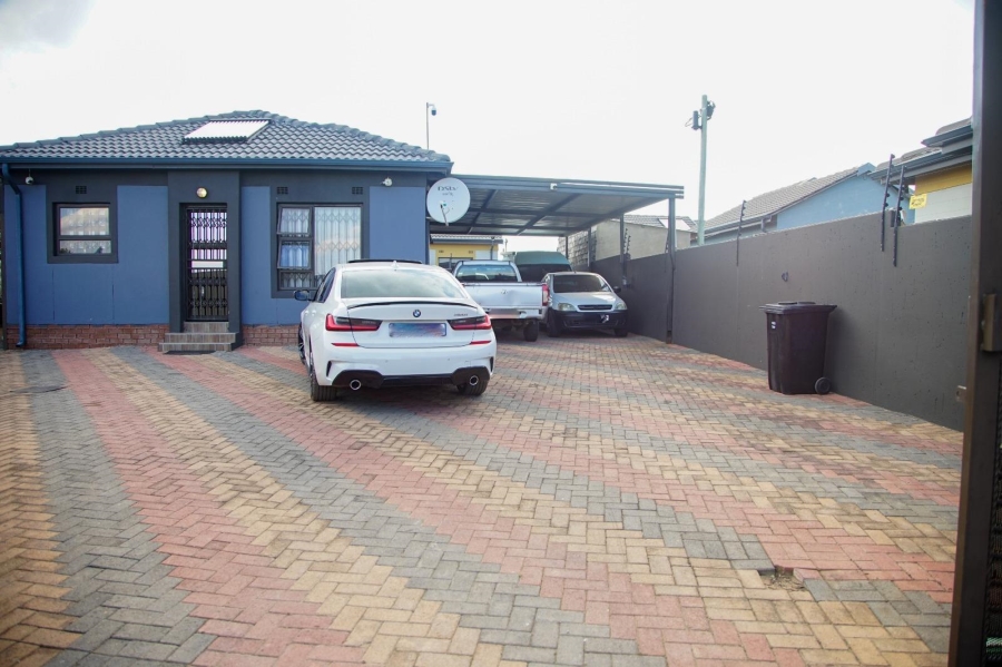 3 Bedroom Property for Sale in Witpoortjie Gauteng