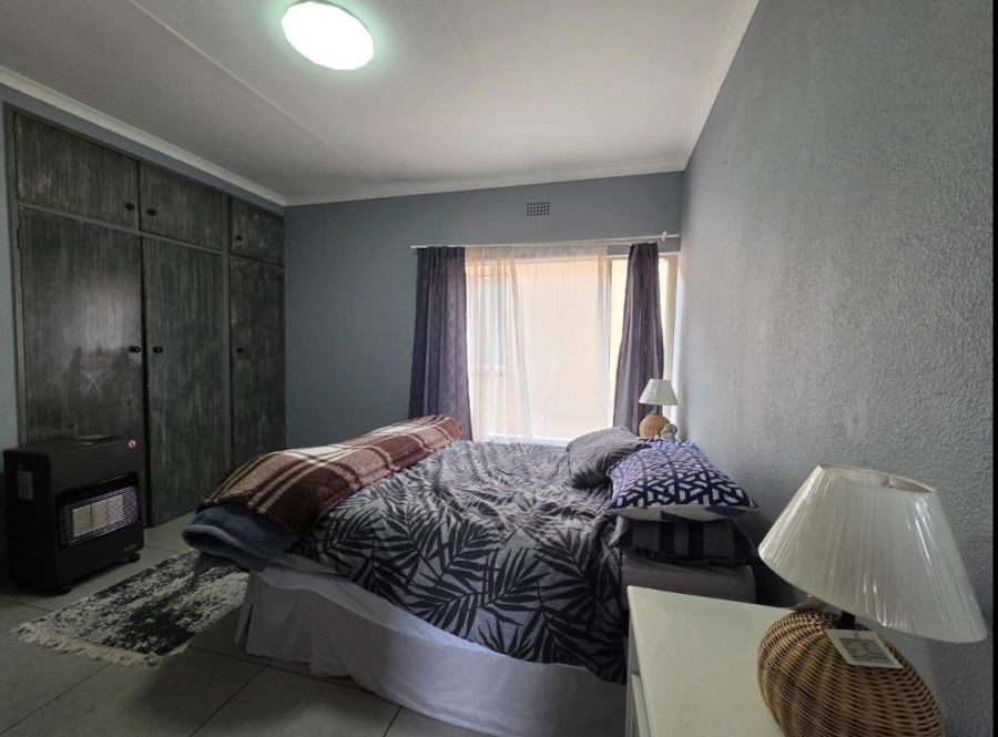 1 Bedroom Property for Sale in Verwoerdpark Gauteng