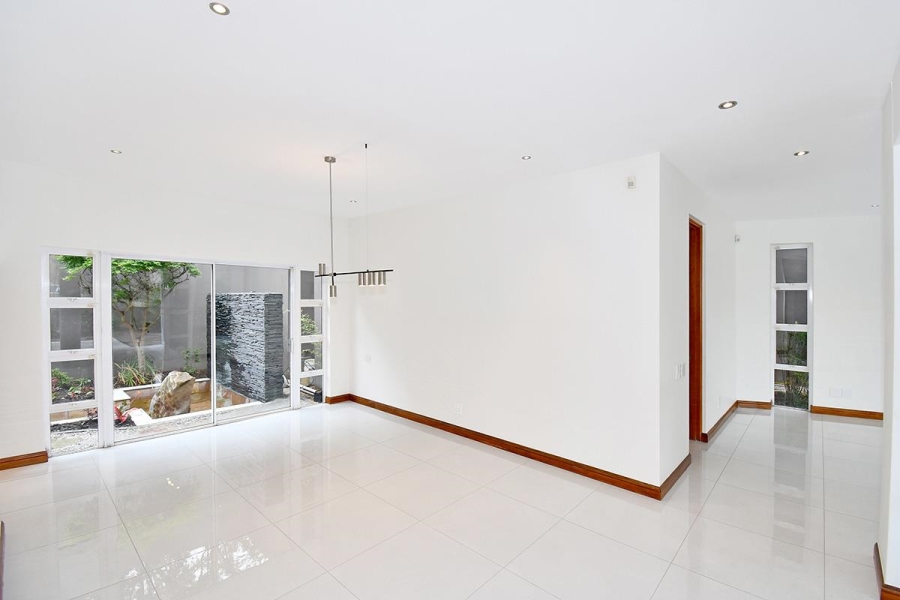 To Let 6 Bedroom Property for Rent in Sandhurst Gauteng