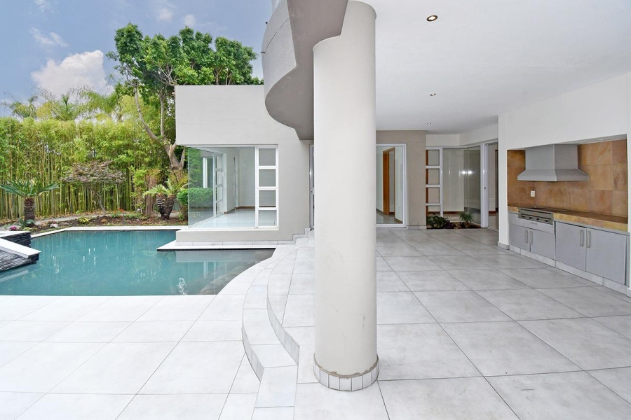 To Let 6 Bedroom Property for Rent in Sandhurst Gauteng