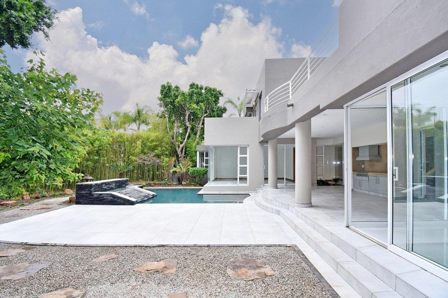 To Let 6 Bedroom Property for Rent in Sandhurst Gauteng