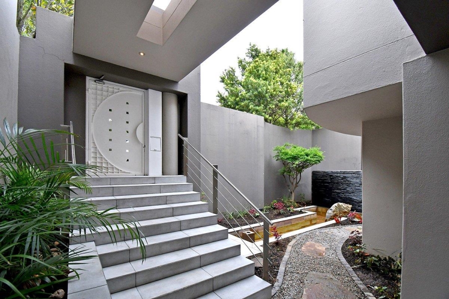 To Let 6 Bedroom Property for Rent in Sandhurst Gauteng