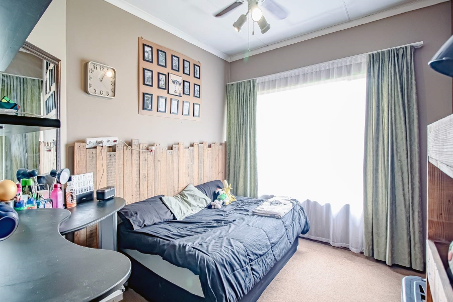 3 Bedroom Property for Sale in Zwartkop Gauteng