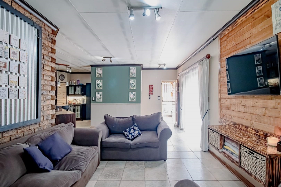 3 Bedroom Property for Sale in Zwartkop Gauteng