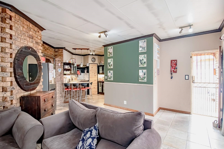 3 Bedroom Property for Sale in Zwartkop Gauteng