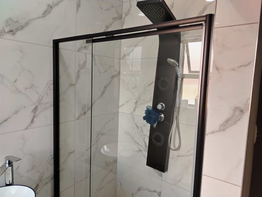 To Let 2 Bedroom Property for Rent in Glenvista Gauteng