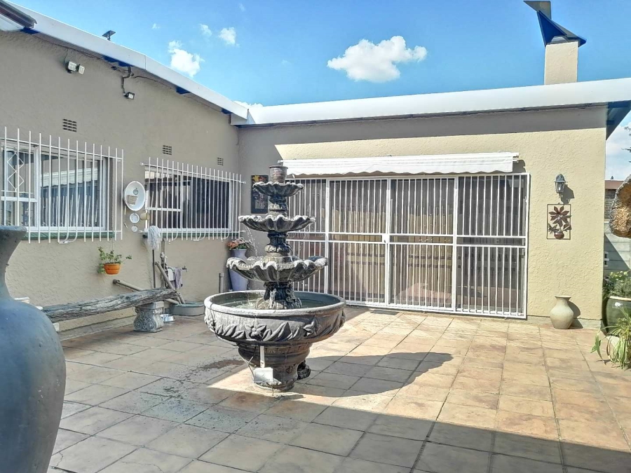 3 Bedroom Property for Sale in Parkrand Gauteng