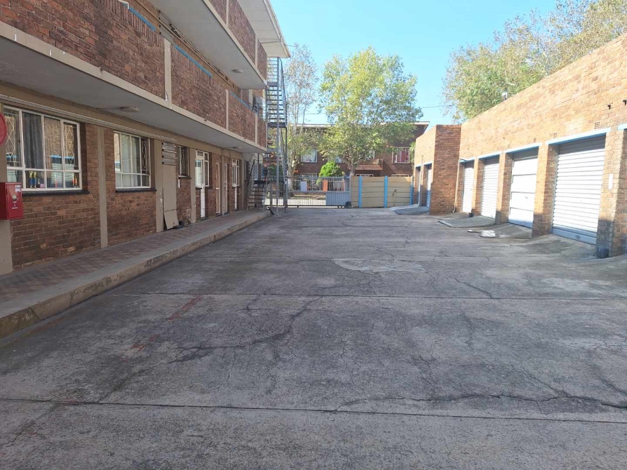 2 Bedroom Property for Sale in Benoni Central Gauteng