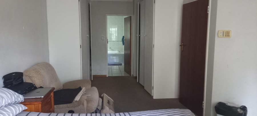 4 Bedroom Property for Sale in Faerie Glen Gauteng