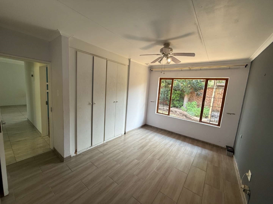 To Let 3 Bedroom Property for Rent in Radiokop Gauteng