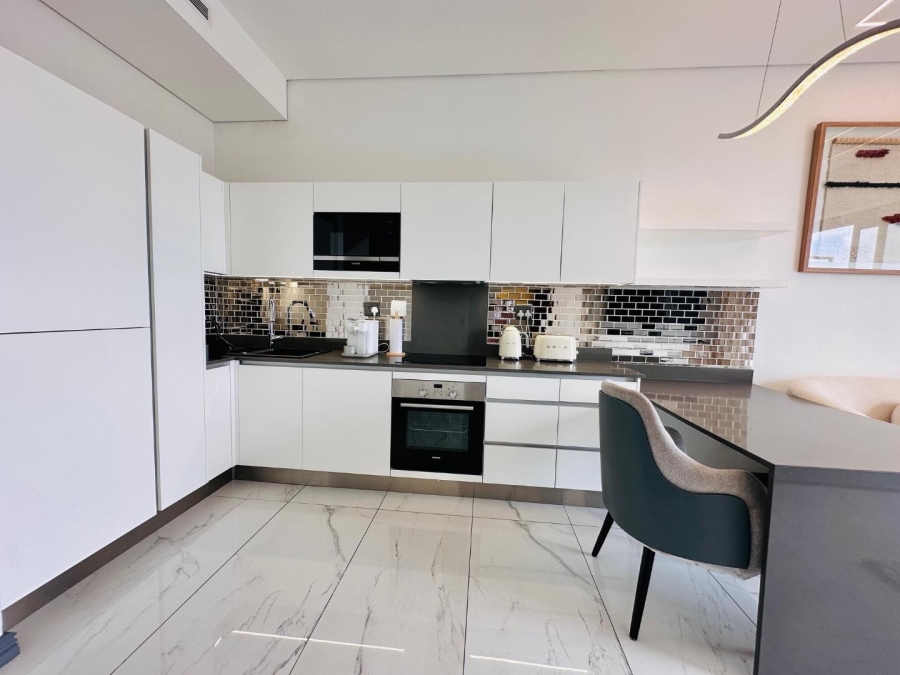 To Let 1 Bedroom Property for Rent in Sandown Gauteng