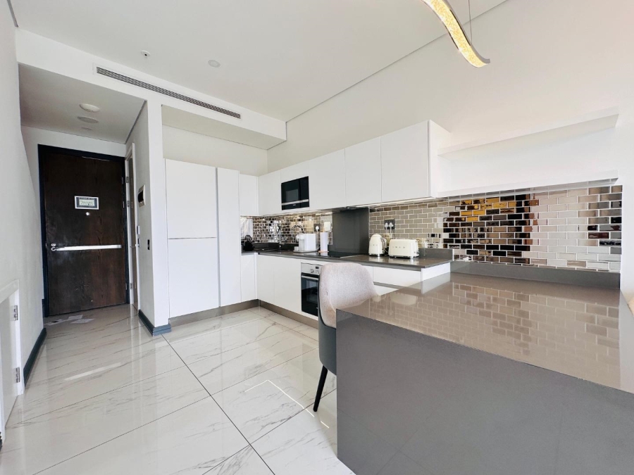 To Let 1 Bedroom Property for Rent in Sandown Gauteng