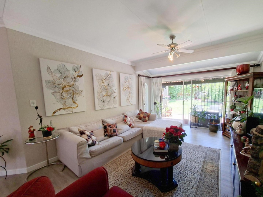 To Let 3 Bedroom Property for Rent in Bryanston Gauteng