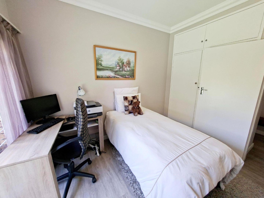 To Let 3 Bedroom Property for Rent in Bryanston Gauteng