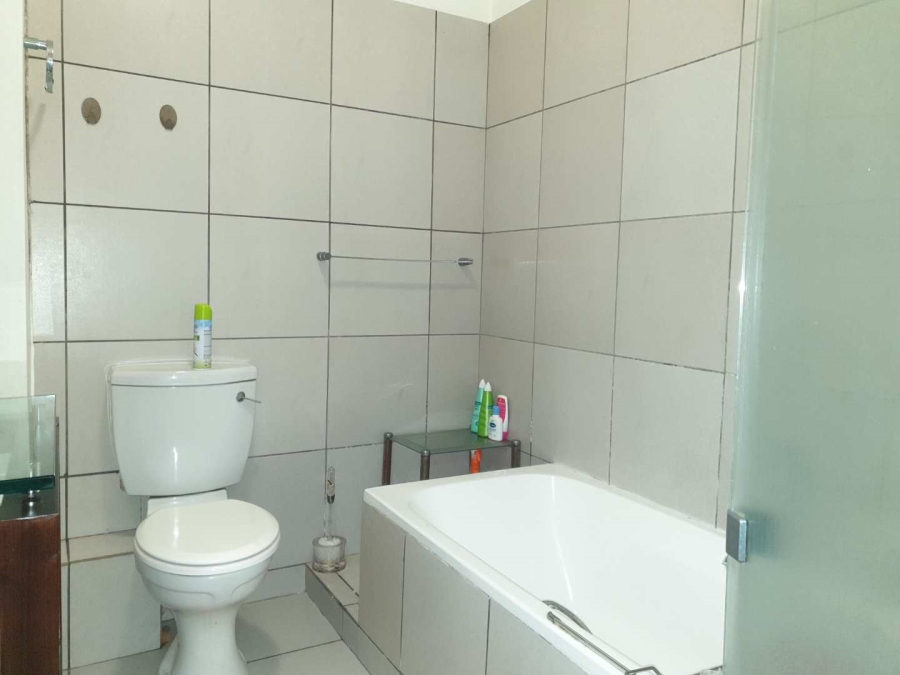 2 Bedroom Property for Sale in Jackal Creek Golf Estate Gauteng