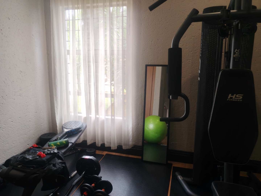 5 Bedroom Property for Sale in Eldoraigne Gauteng