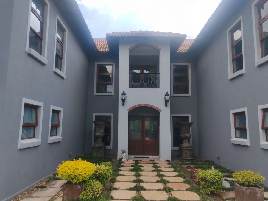 5 Bedroom Property for Sale in Zwartkop Golf Estate Gauteng