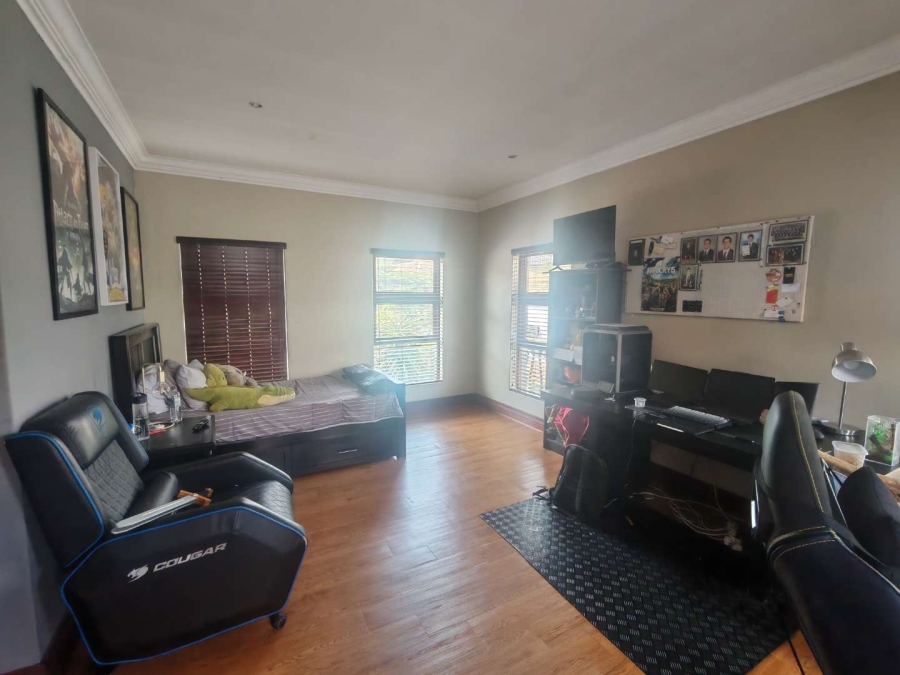 5 Bedroom Property for Sale in Zwartkop Golf Estate Gauteng