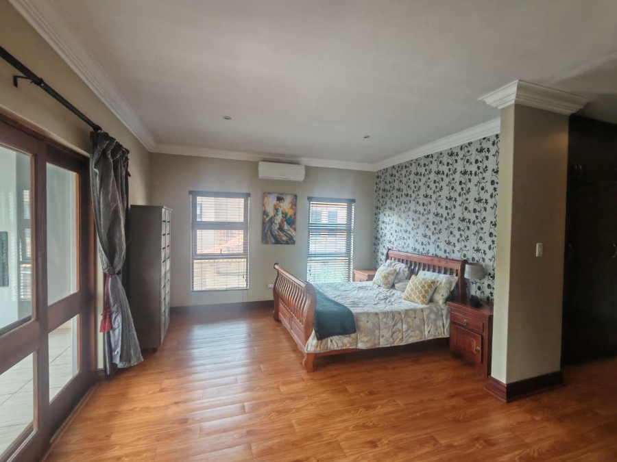 5 Bedroom Property for Sale in Zwartkop Golf Estate Gauteng