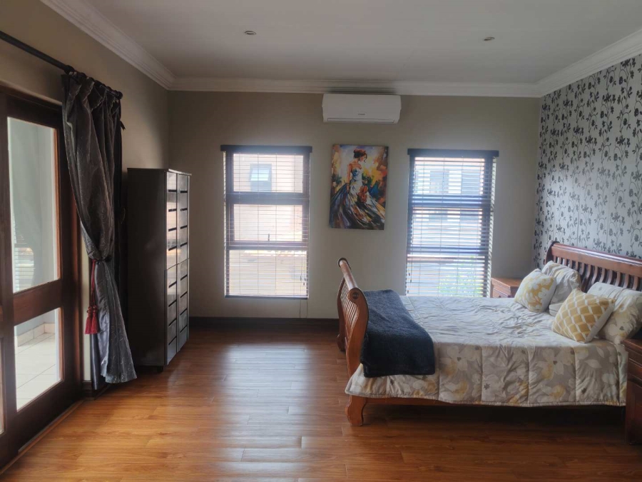 5 Bedroom Property for Sale in Zwartkop Golf Estate Gauteng