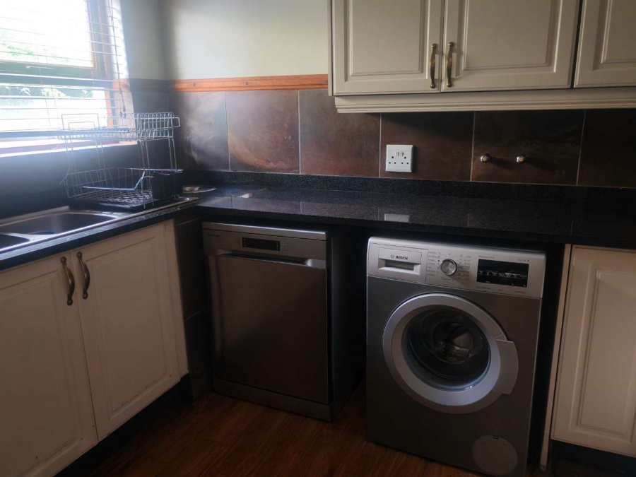 5 Bedroom Property for Sale in Zwartkop Golf Estate Gauteng