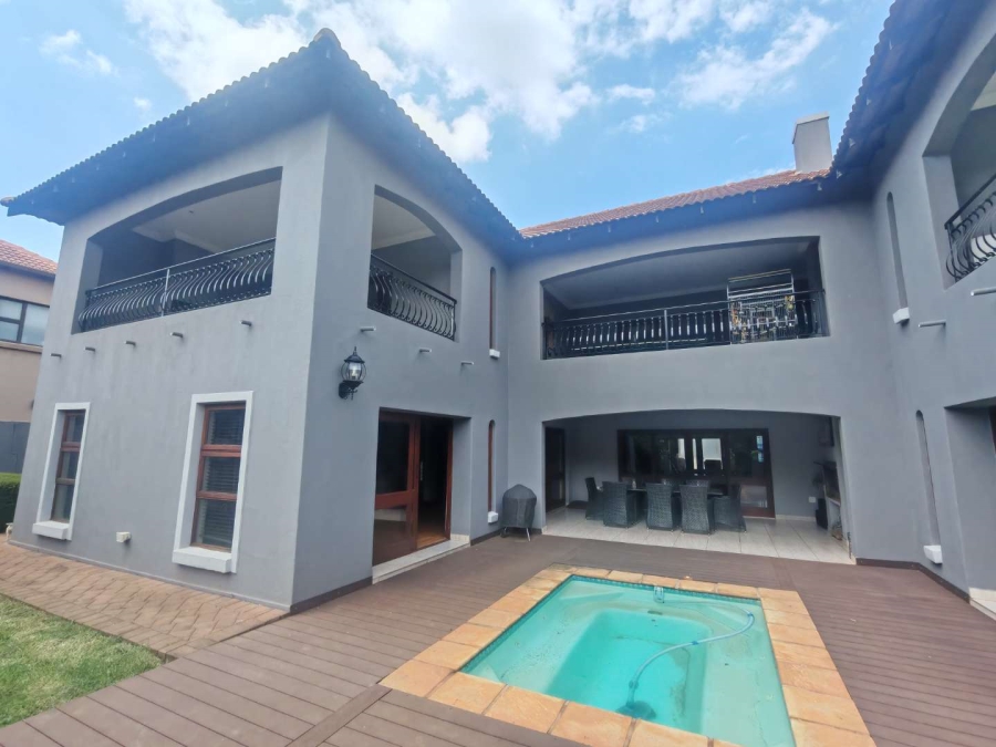 5 Bedroom Property for Sale in Zwartkop Golf Estate Gauteng
