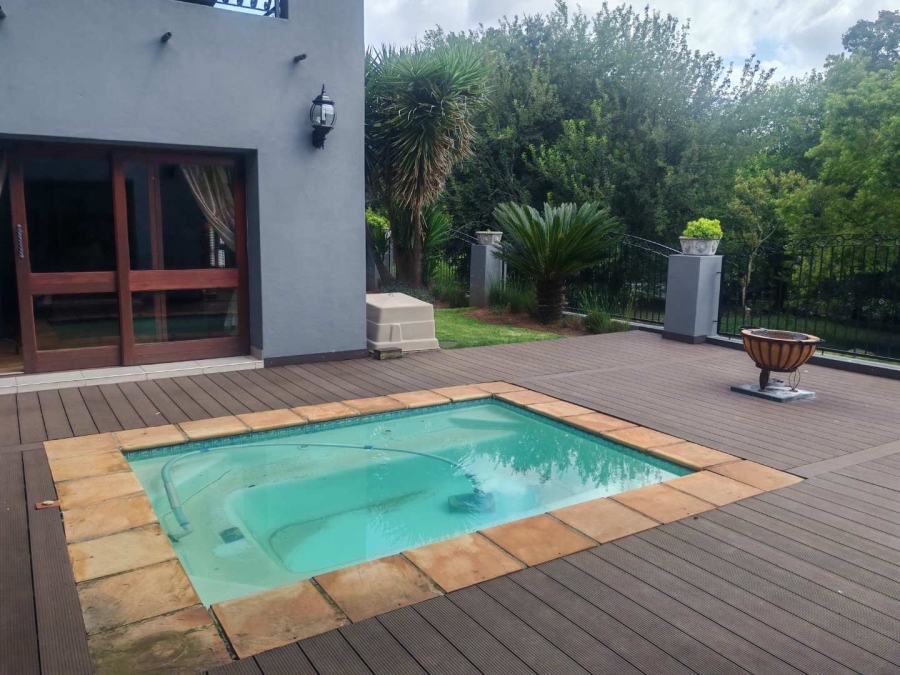 5 Bedroom Property for Sale in Zwartkop Golf Estate Gauteng