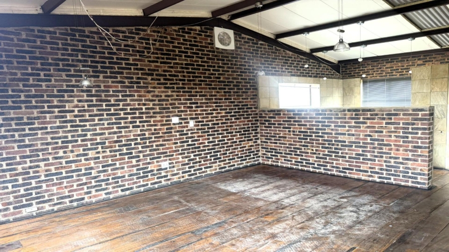 3 Bedroom Property for Sale in Glenvista Gauteng