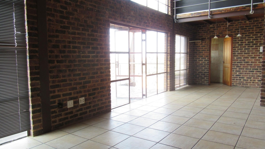 3 Bedroom Property for Sale in Glenvista Gauteng
