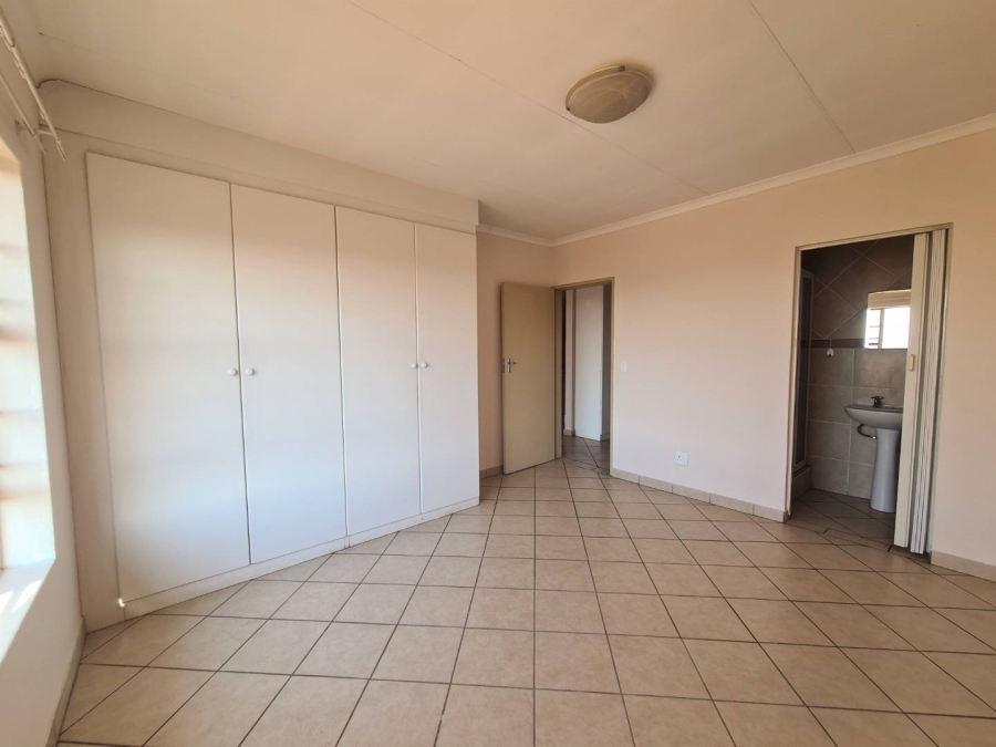 To Let 2 Bedroom Property for Rent in Hazeldean Gauteng