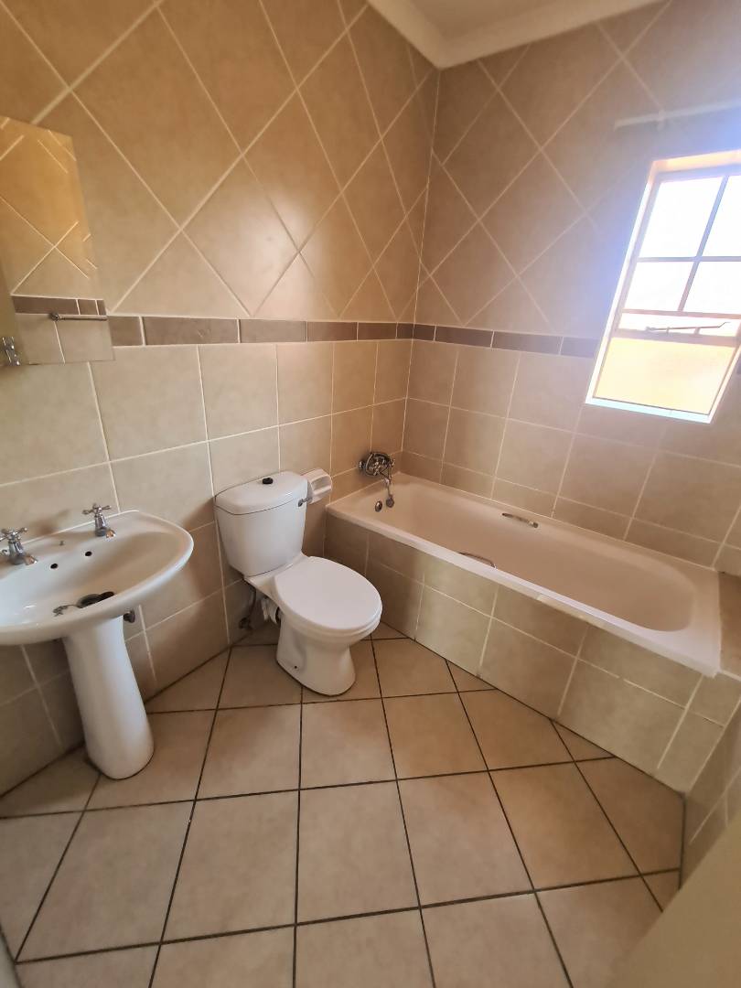 To Let 2 Bedroom Property for Rent in Hazeldean Gauteng