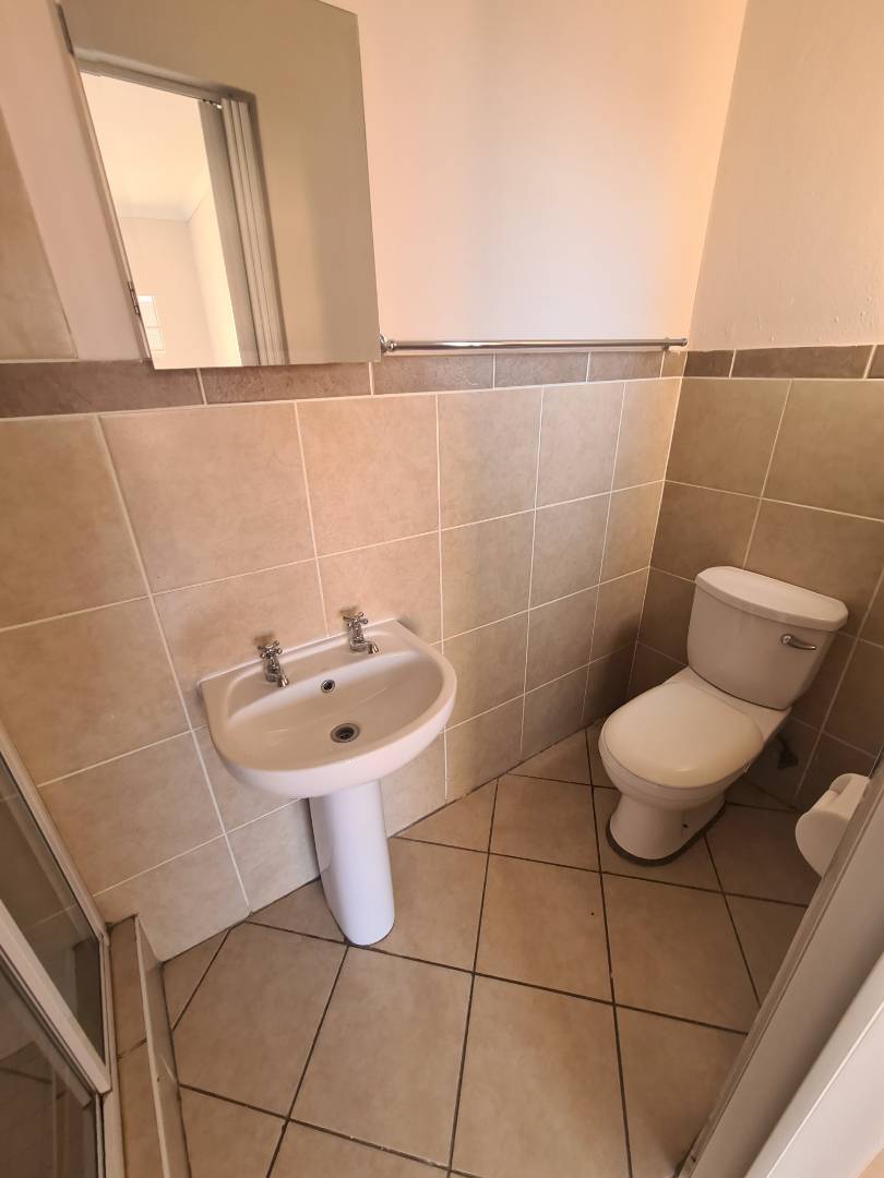 To Let 2 Bedroom Property for Rent in Hazeldean Gauteng