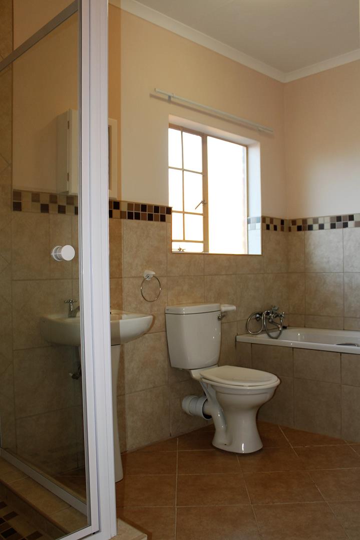 To Let 2 Bedroom Property for Rent in Olympus AH Gauteng