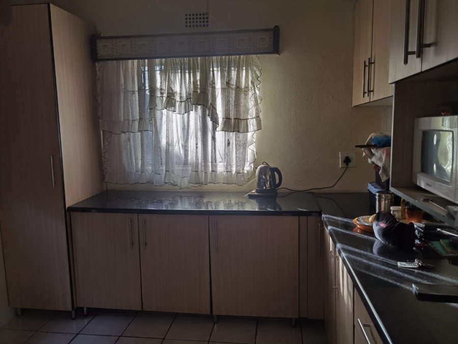 2 Bedroom Property for Sale in Tembisa Gauteng