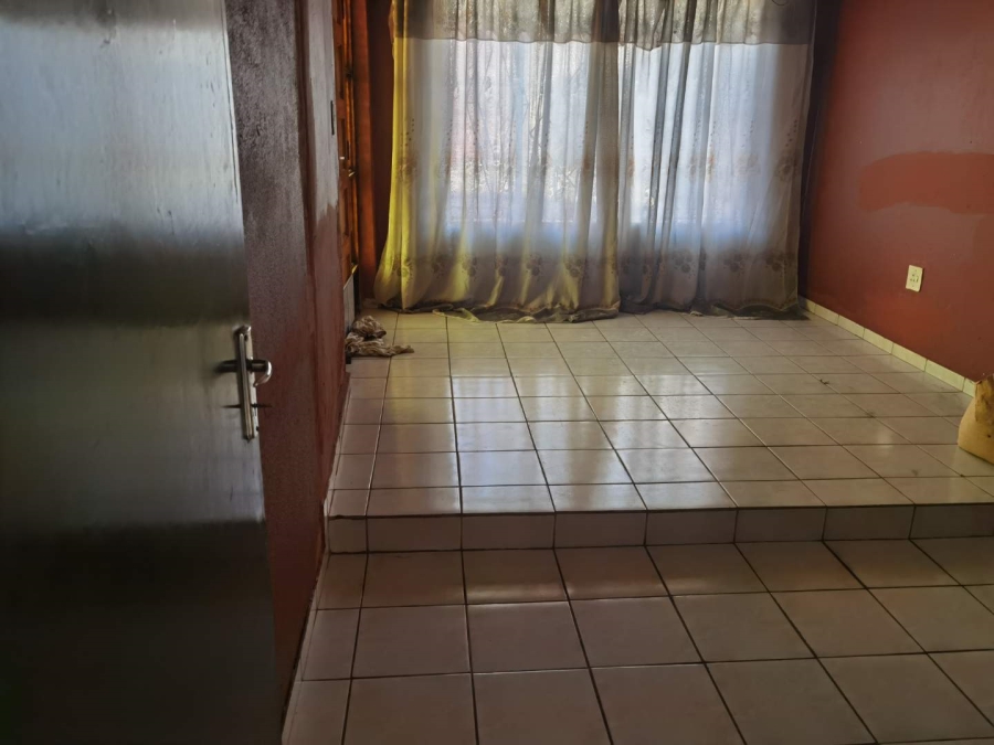 2 Bedroom Property for Sale in Tembisa Gauteng