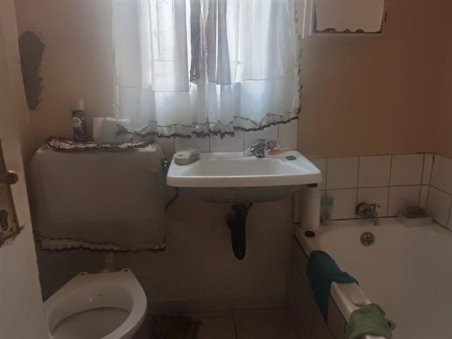 2 Bedroom Property for Sale in Tembisa Gauteng