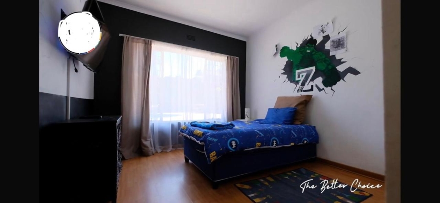 4 Bedroom Property for Sale in Oakdene Gauteng