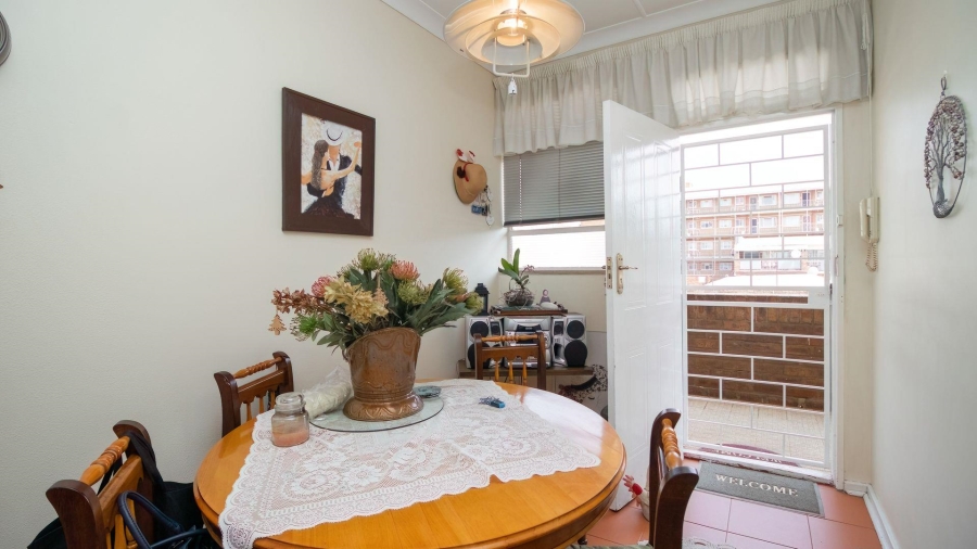 2 Bedroom Property for Sale in Benoni Central Gauteng