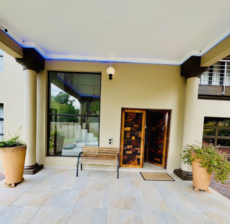 5 Bedroom Property for Sale in Rynfield Gauteng