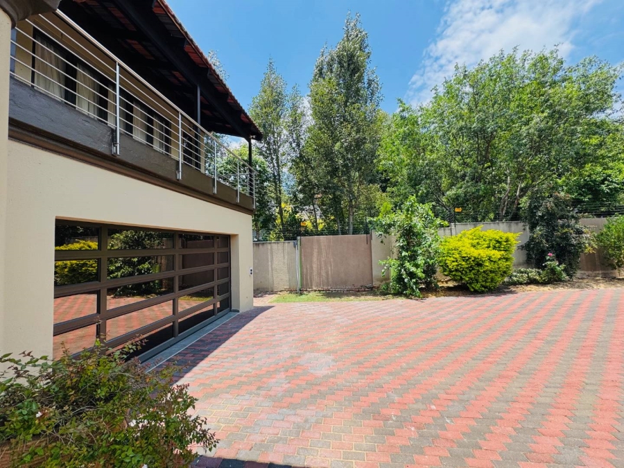 5 Bedroom Property for Sale in Rynfield Gauteng