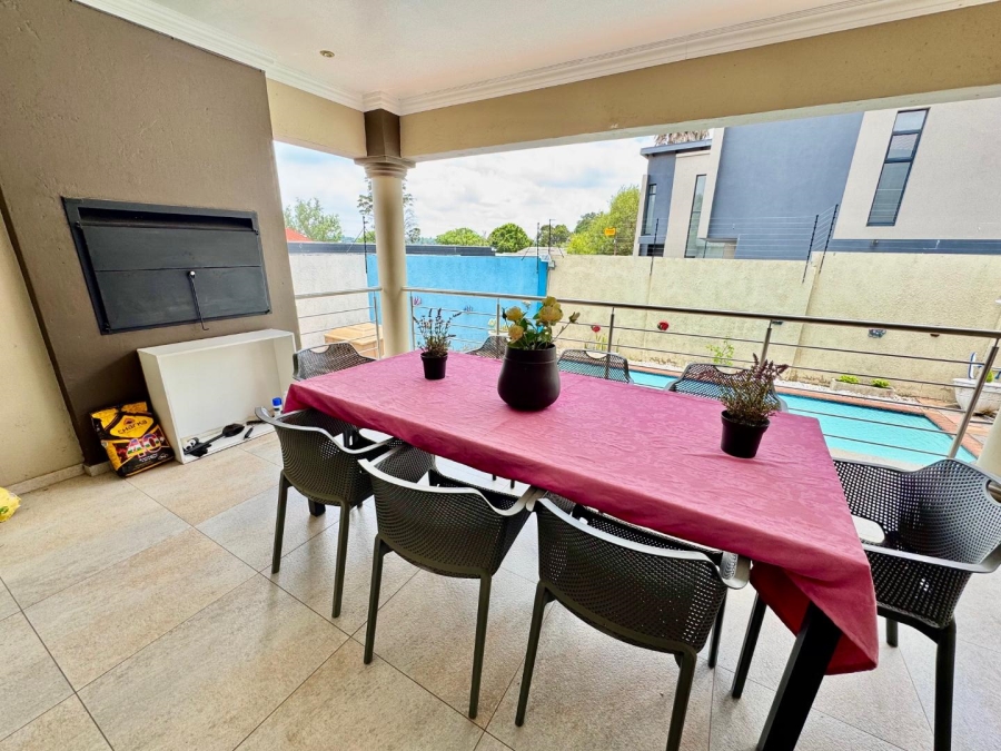 5 Bedroom Property for Sale in Rynfield Gauteng