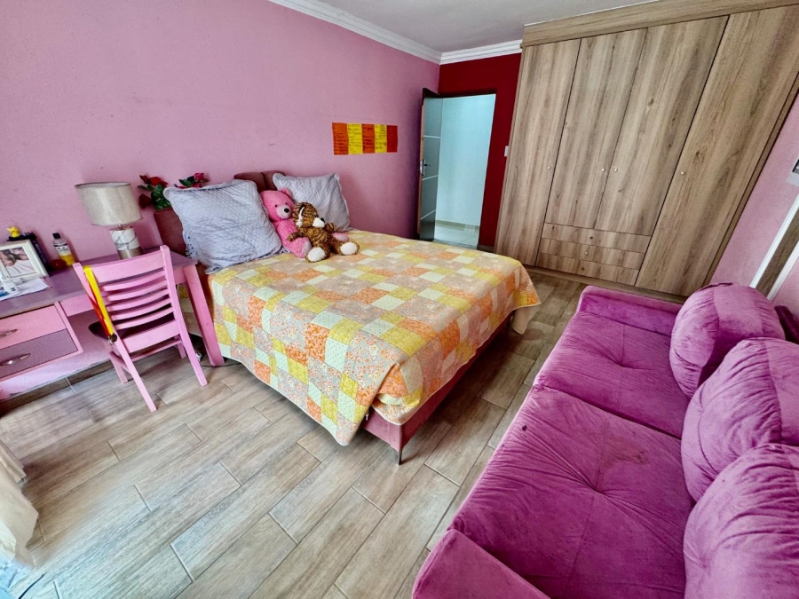 5 Bedroom Property for Sale in Rynfield Gauteng