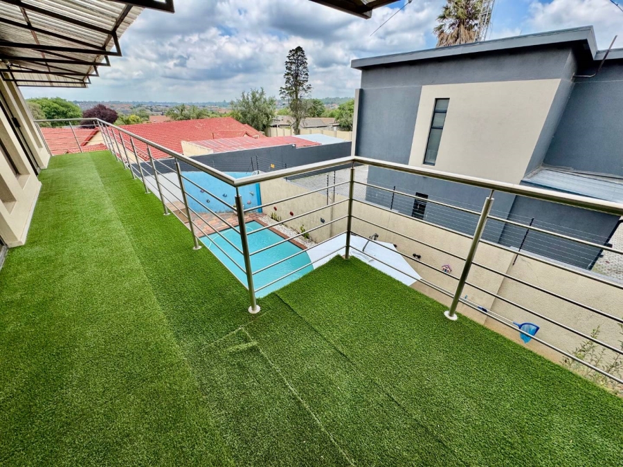 5 Bedroom Property for Sale in Rynfield Gauteng