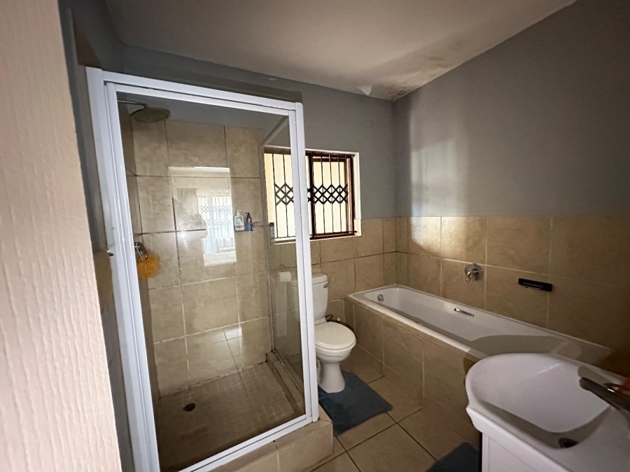To Let 2 Bedroom Property for Rent in Hesteapark Gauteng
