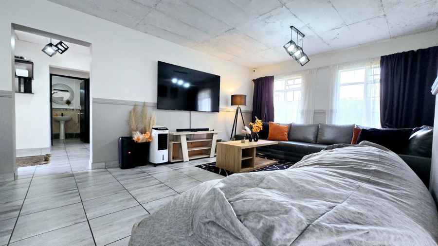 4 Bedroom Property for Sale in Equestria Gauteng