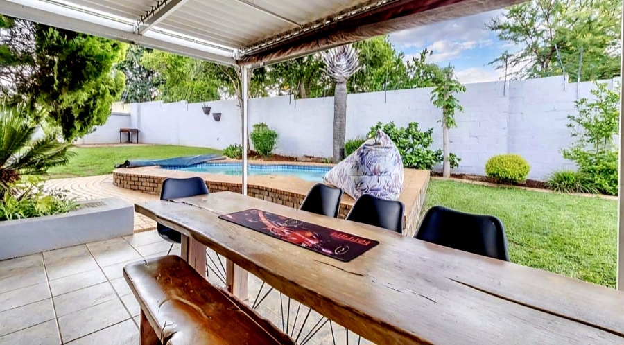 4 Bedroom Property for Sale in Equestria Gauteng