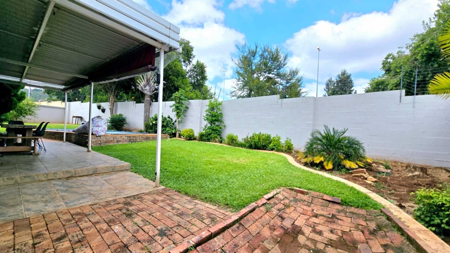 4 Bedroom Property for Sale in Equestria Gauteng