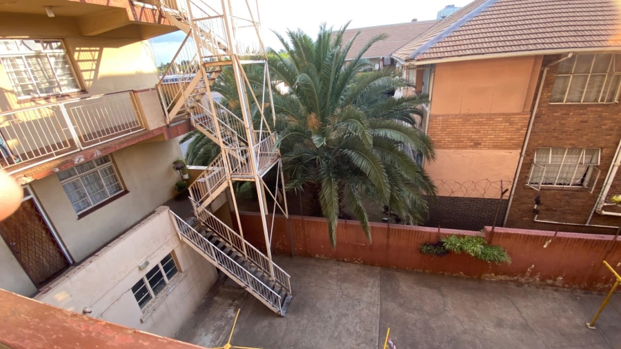 1 Bedroom Property for Sale in Springs Central Gauteng