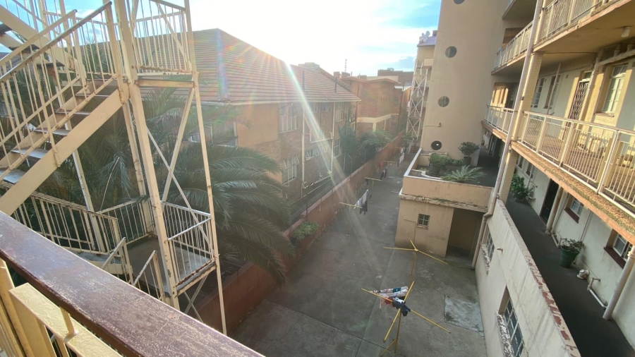 1 Bedroom Property for Sale in Springs Central Gauteng