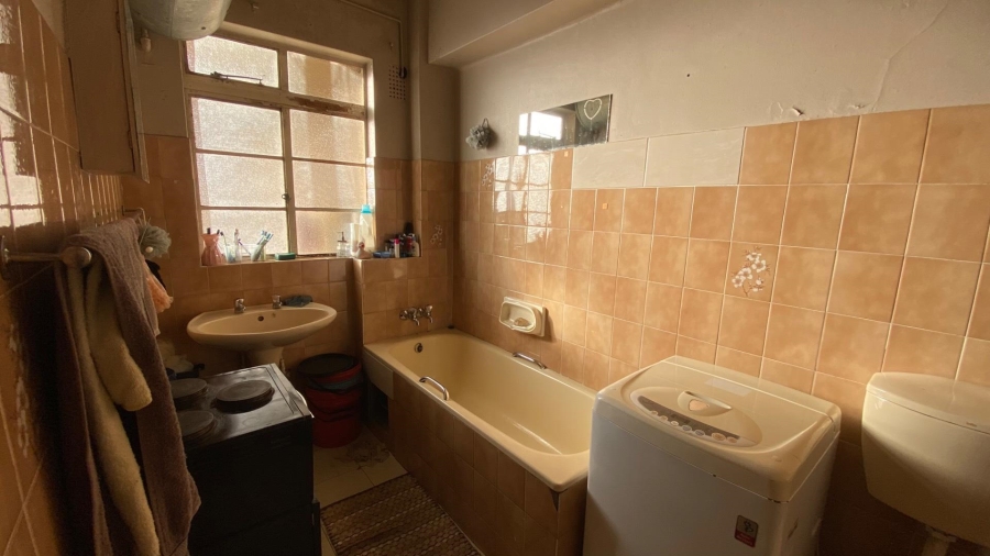 1 Bedroom Property for Sale in Springs Central Gauteng